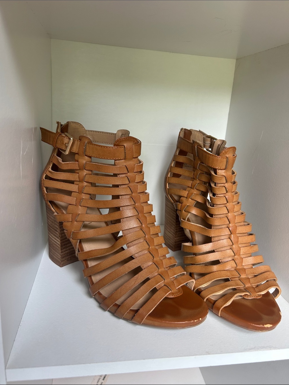 Madden Girl Strappy Gladiator Heel/ size US 8.5 - Picture 3 of 7